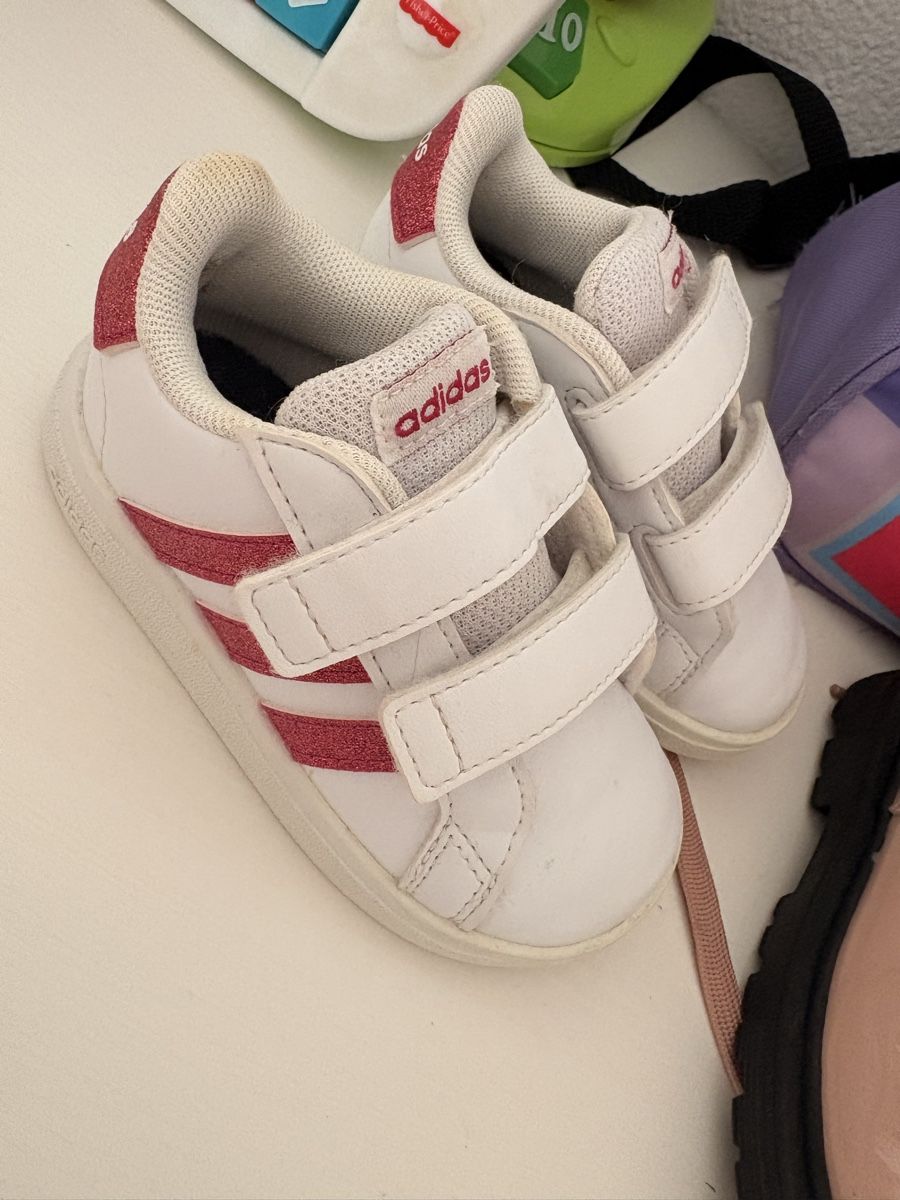 Adidas Chaussures garçon: Scarpe Adidas – D'occasion à S. Antonino par FedeKikka88 3