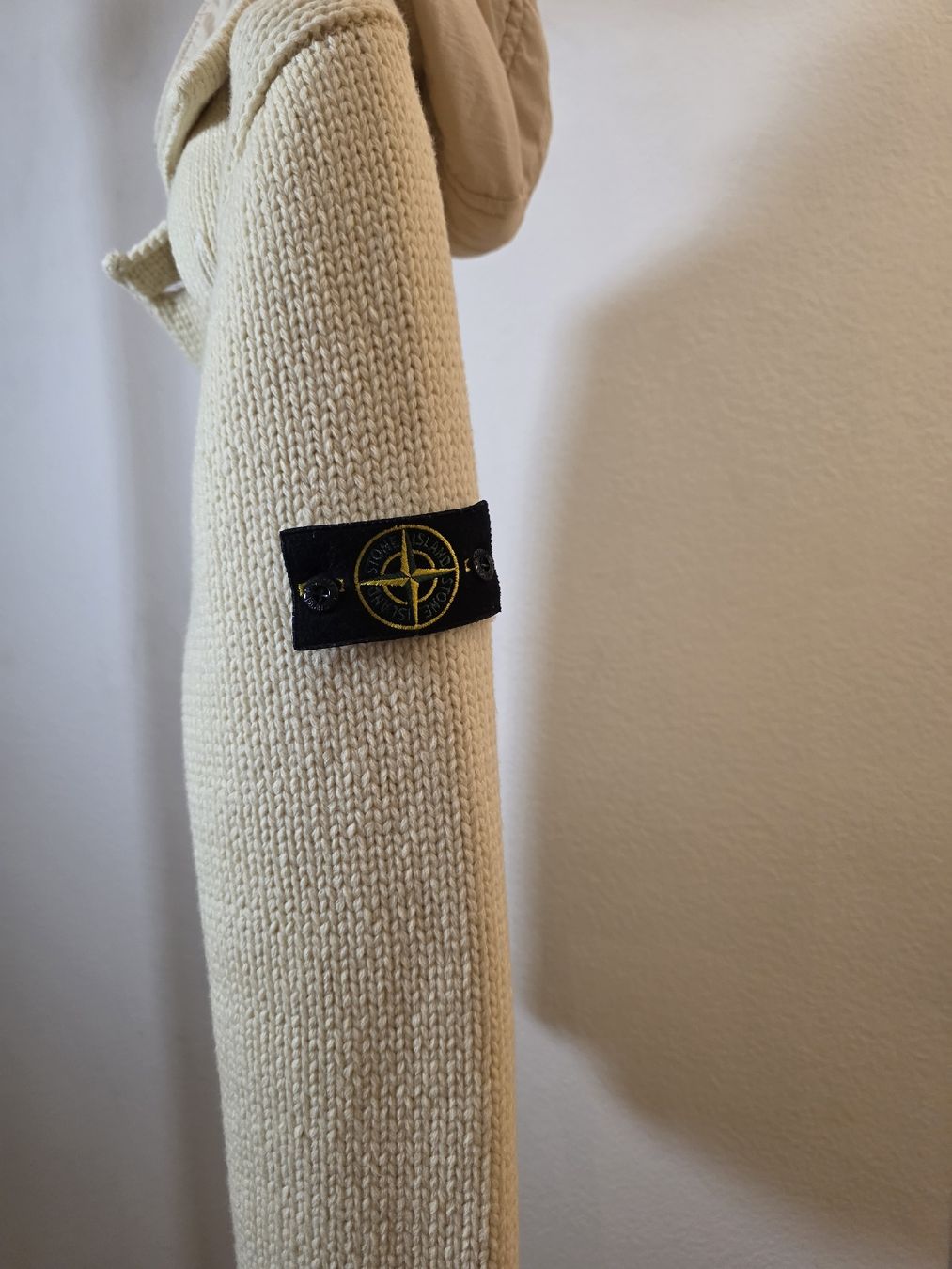 Stone Island Giacche: stoneisland presidential knit – Usato da Kreuzlingen venduto da Vs_trusted 2