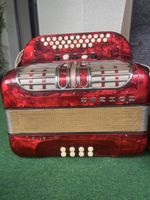 Hohner Club III M Akkordeon – Vintage Perlmutt-Rot inkl. Kof