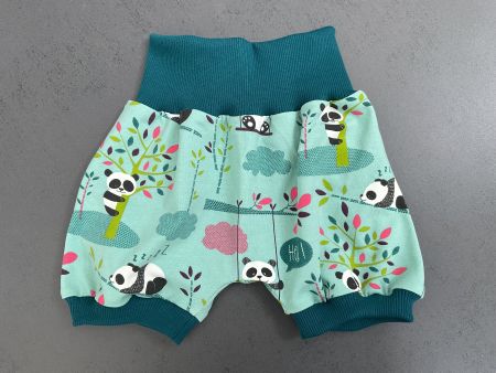 NEUE Kurze Pumphose (Panda) 68/74