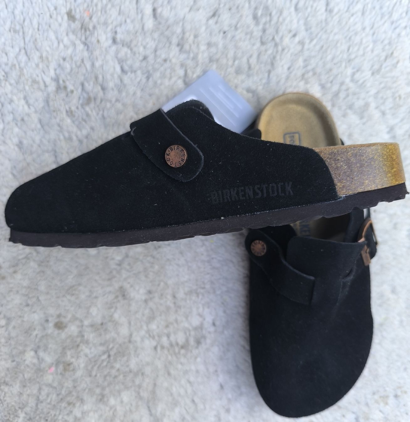 Birkenstock Scarpe da donna: Ungetragene Pantoletten / Mules / Clogs – Grösse 39 – Nuovo e nell'imballaggio originale da Péry venduto da 1000y.