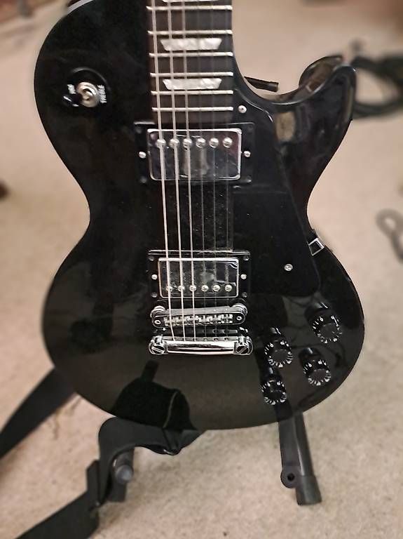 Strumenti musicali: Les Paul Studio – Usato da Wichtrach venduto da lomaroti 1