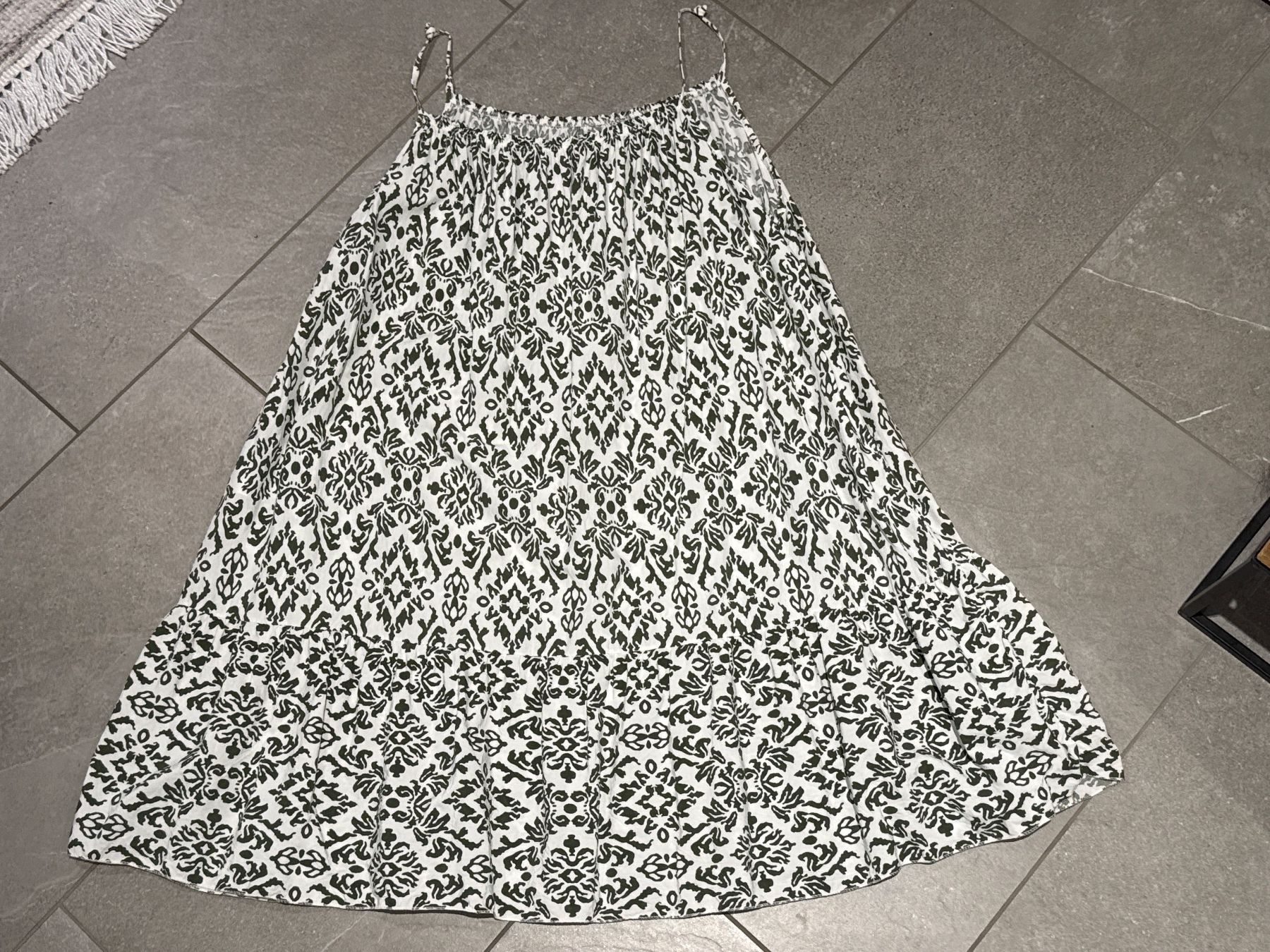 Vestiti: Damen Sommer- Kleid Grösse L/XL – Usato da Amriswil venduto da used2use 2