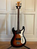1971 Univox Hi-Flier Bass sunburst no Fender/Gibson