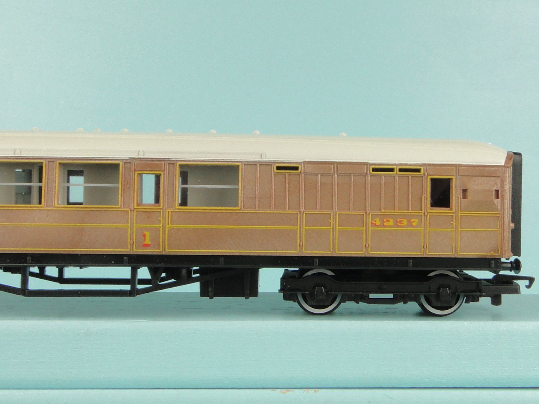 Hornby Modellini di ferrovie: Hornby R 478 LNER Brake Composite – Usato da Bülach venduto da cann11 4