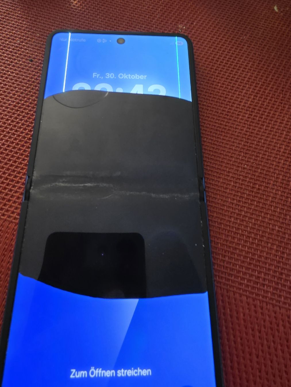 Samsung Telefoni cellulari / Smartphones: Samsung Galaxy Z7 FLIP  – Difettoso da Basel venduto da dhe_qbg8 4