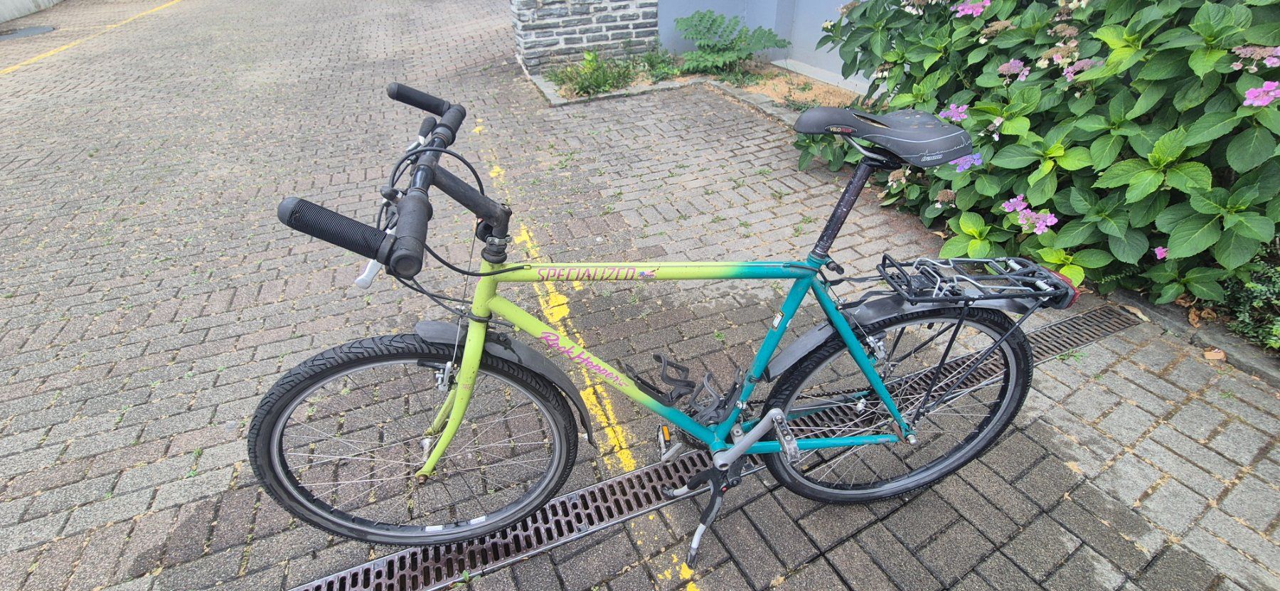 Specialized Biciclette: MTB Specialized Rock Hopper Comp Retro Liebhaber-Objekt – Usato da Arlesheim venduto da Flocon2 1