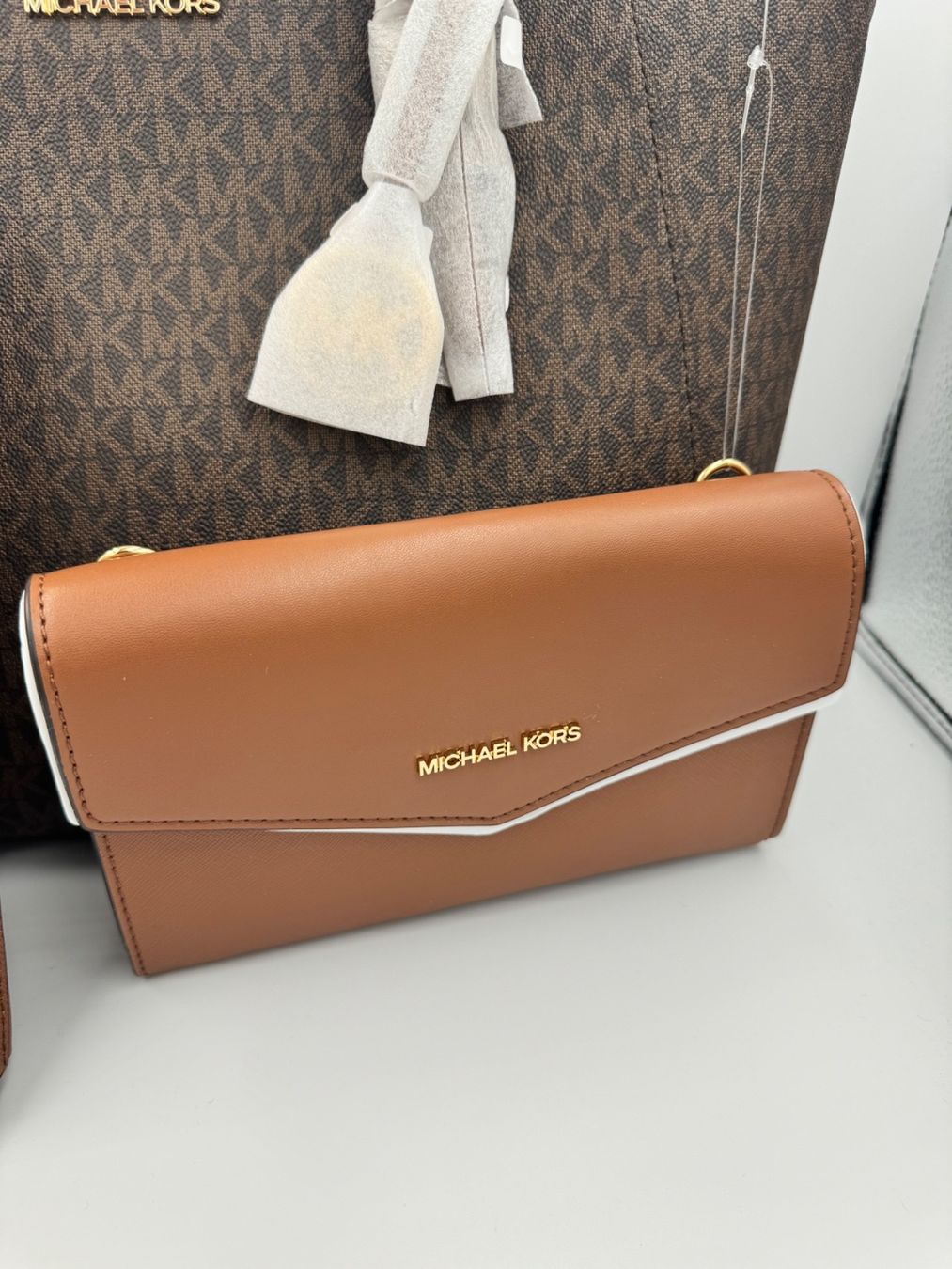 Michael Kors Borse da donna: Michael Kors Tasche 3in1 brown – Nuovo e nell'imballaggio originale da Wiedlisbach venduto da Sistershop 2