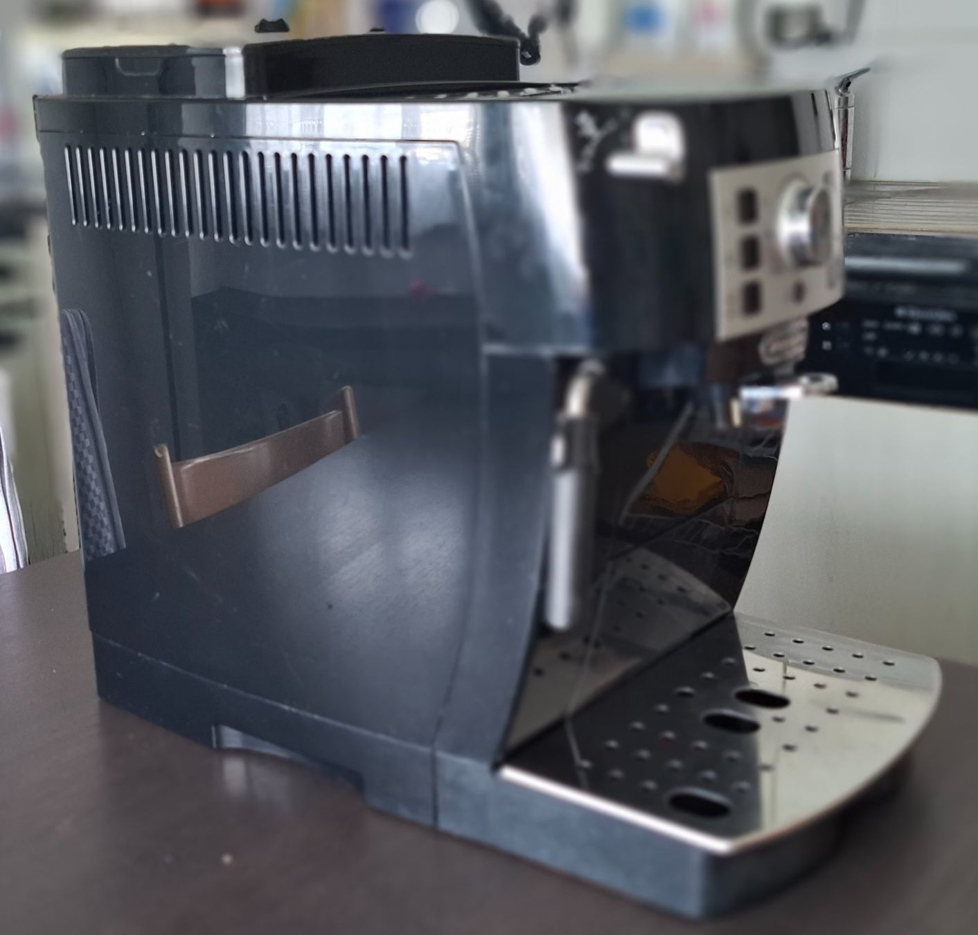 De'Longhi Macchine per caffè & Macchine per espresso: De’Longhi Magnifica S – Usato da Bülach venduto da made_in_palermo 2