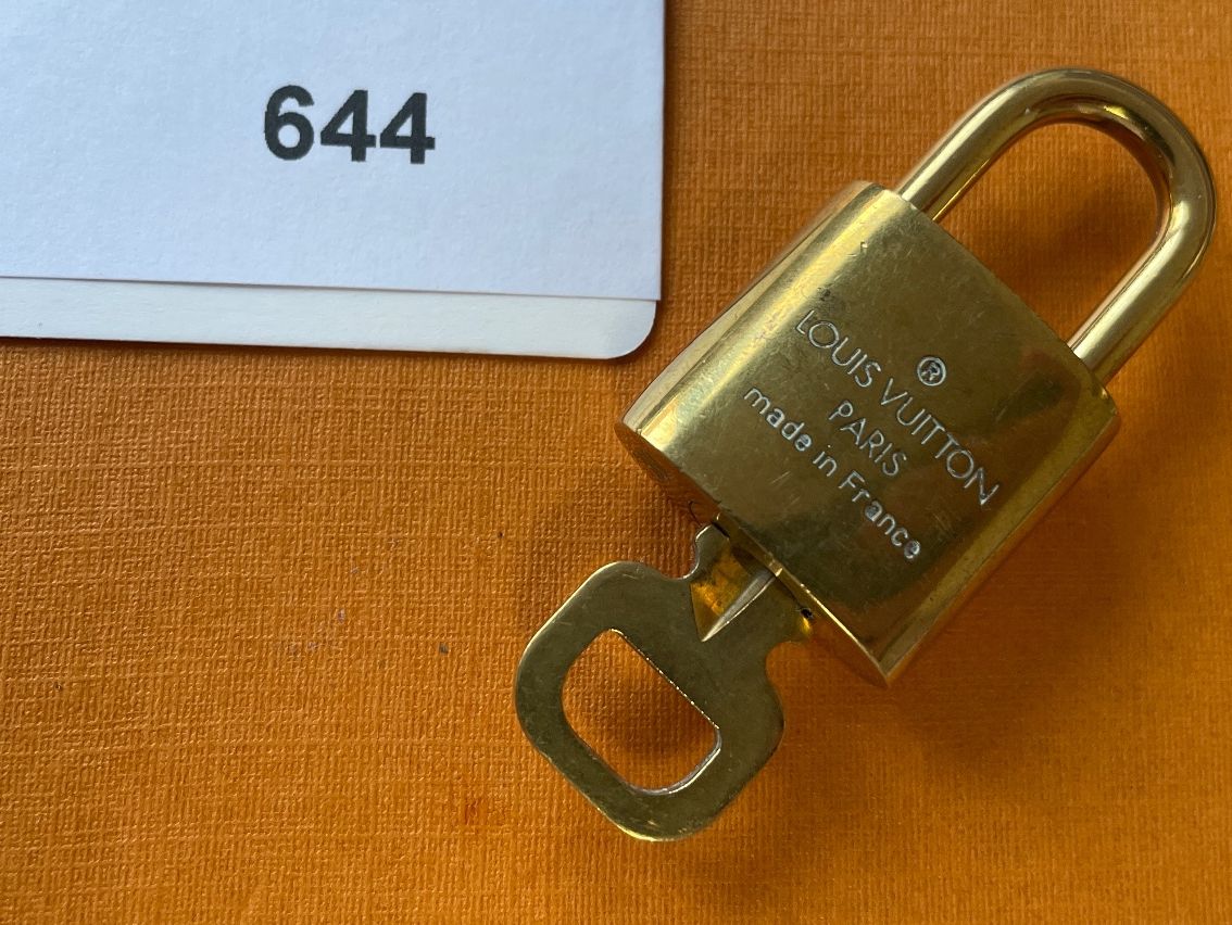 Lucchetti: Louis Vuitton Schloss - Nr. 644 – Usato da Hittnau venduto da LuxAndMore 2