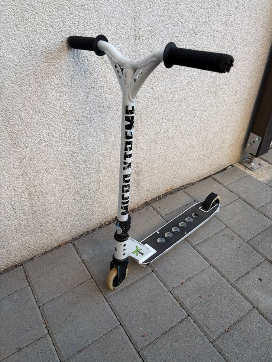 Kickboard: Kickboard / Stuntscooter XTREME weiss – D'occasion à Knonau par jascarb