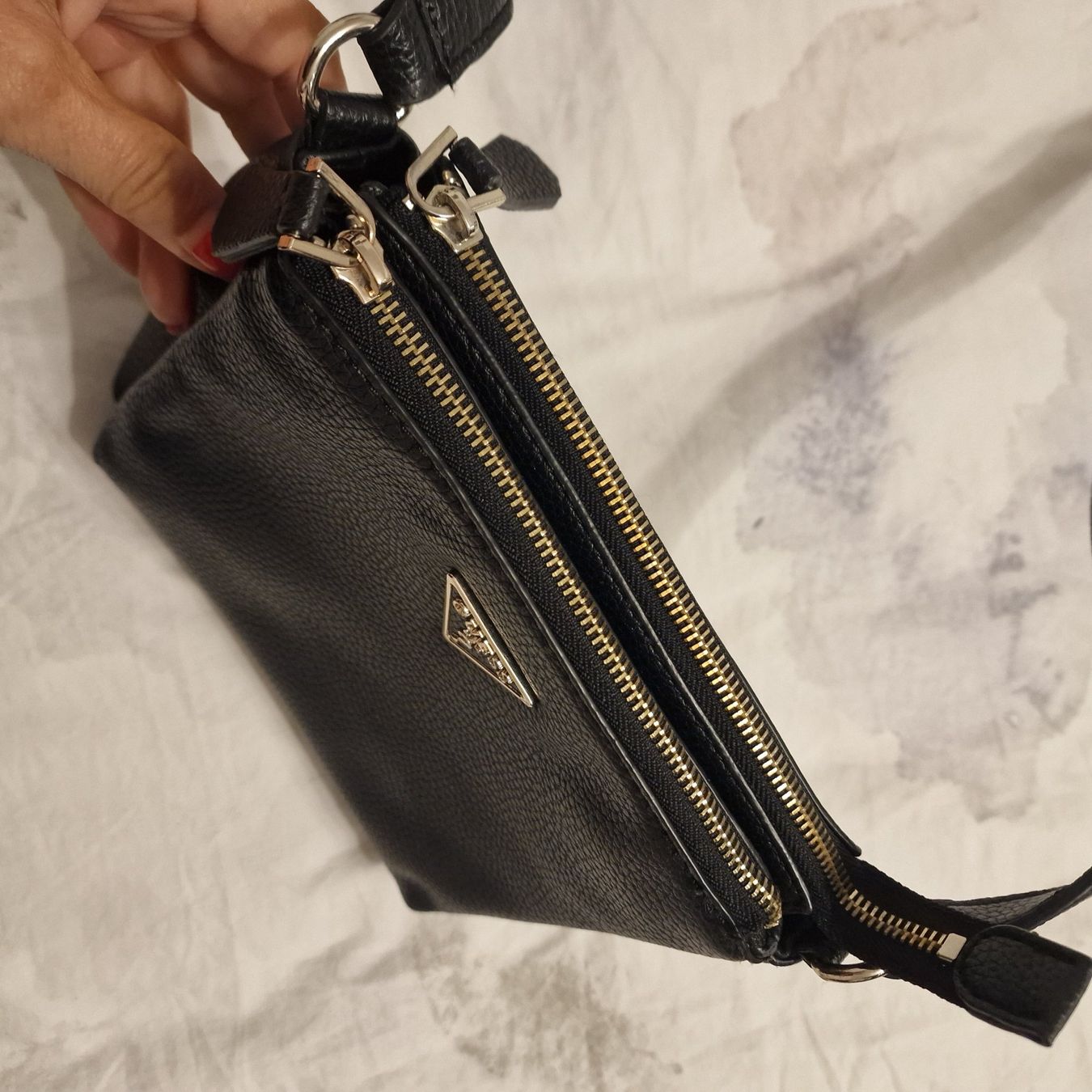 Guess Borse da donna: Guess Tasche – Nuovo (secondo la descrizione) da Obergösgen venduto da Neluandi 1
