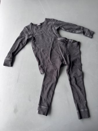 Dilling Merino-Set (mulesingfrei), schwarz, Größe 98/104.