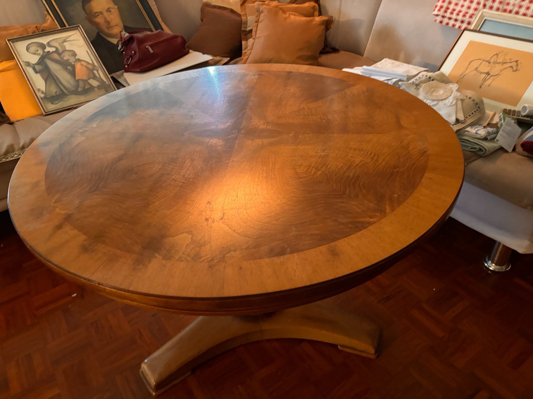 Tavoli: Biedermeier Salontisch Nussbaum – Usato da Goldau venduto da Anmala 3