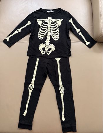 Kids Glow in the Dark Skeleton Pyjama Set 116