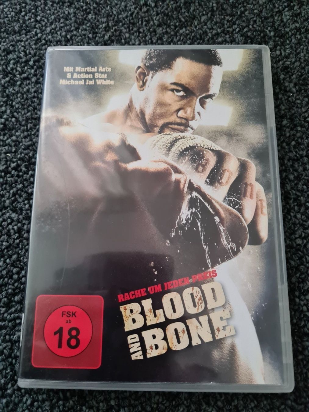 Tutti i DVDs: BLOOD AND BONE (10783) – Usato da Ruswil venduto da jan_bxl5