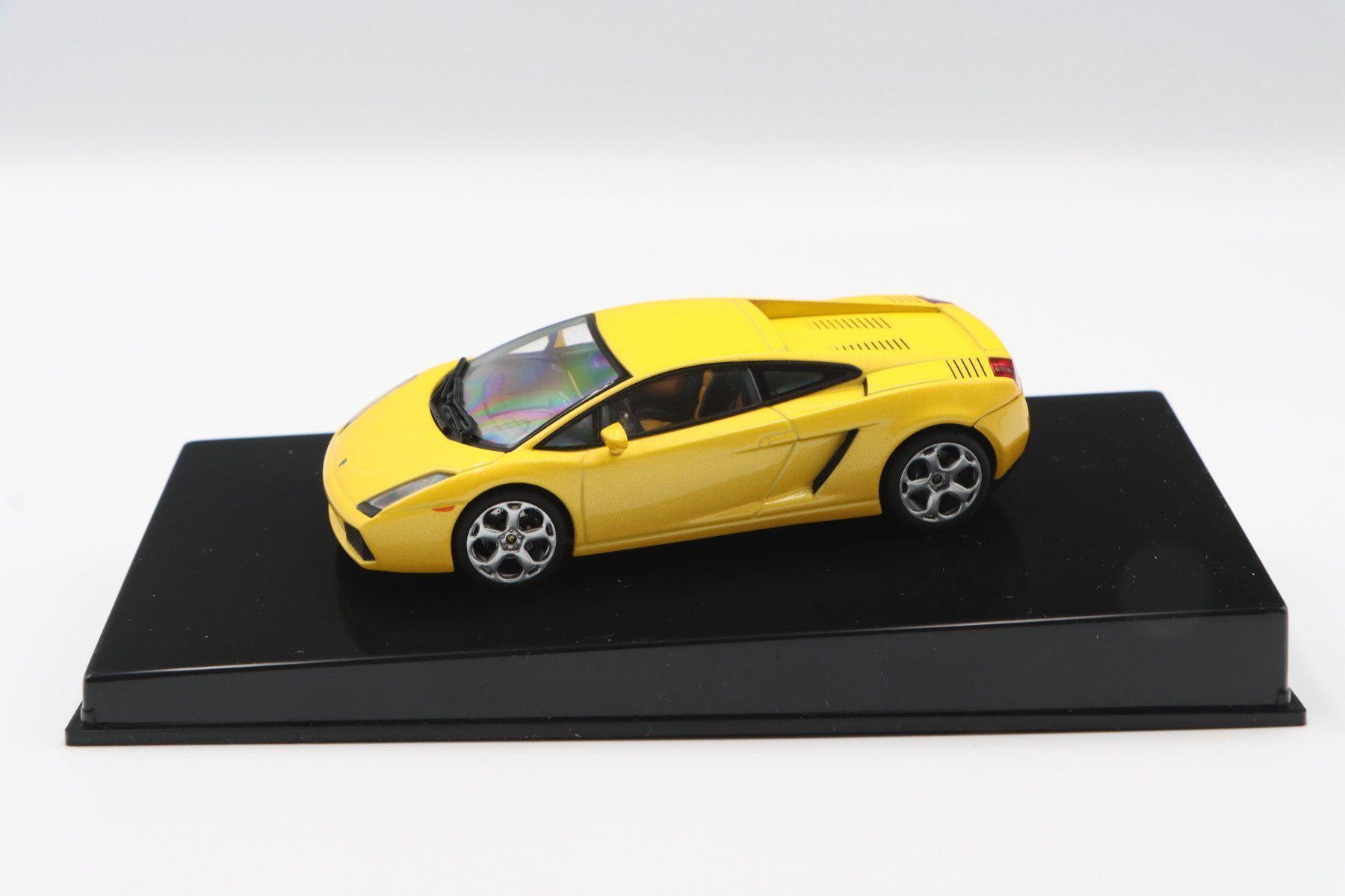 Lamborghini Modellini d'auto: Lamborghini Gallardo 2004 1:43 AutoArt – Nuovo e nell'imballaggio originale da Bühl b.Aarberg venduto da modelldiecast 6