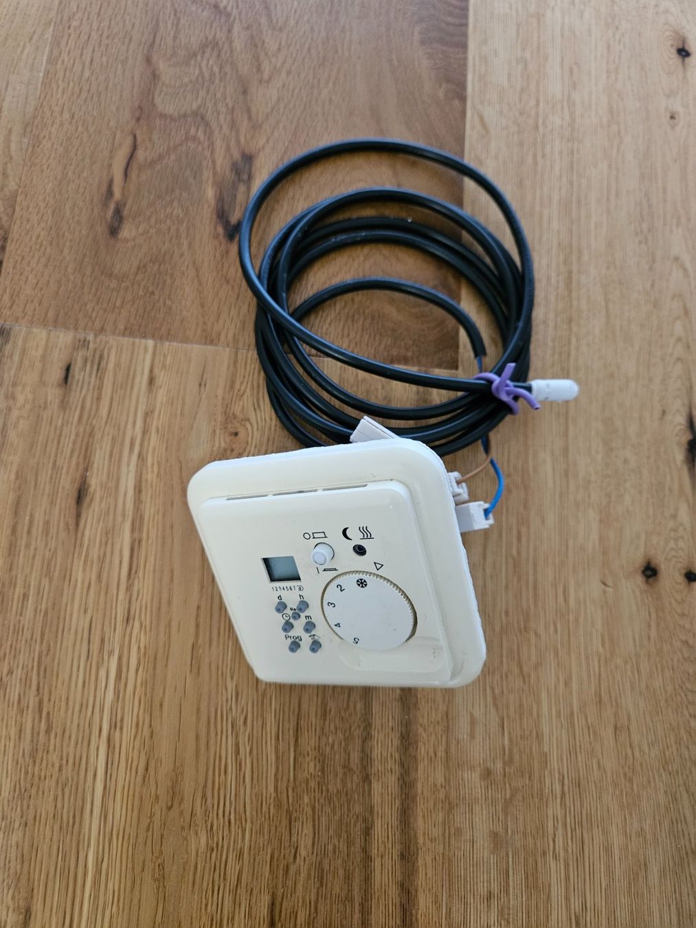 Misurare: 3 x Eberle Raumthermostat – Usato da Gossau ZH venduto da collectr 4