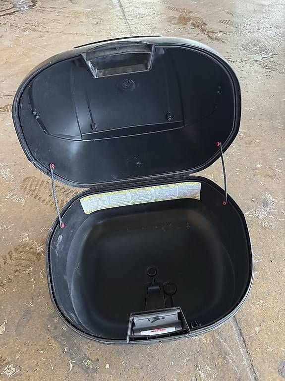 Topcase: Motorräder Coffer – Usato da Frauenfeld venduto da KelvinG