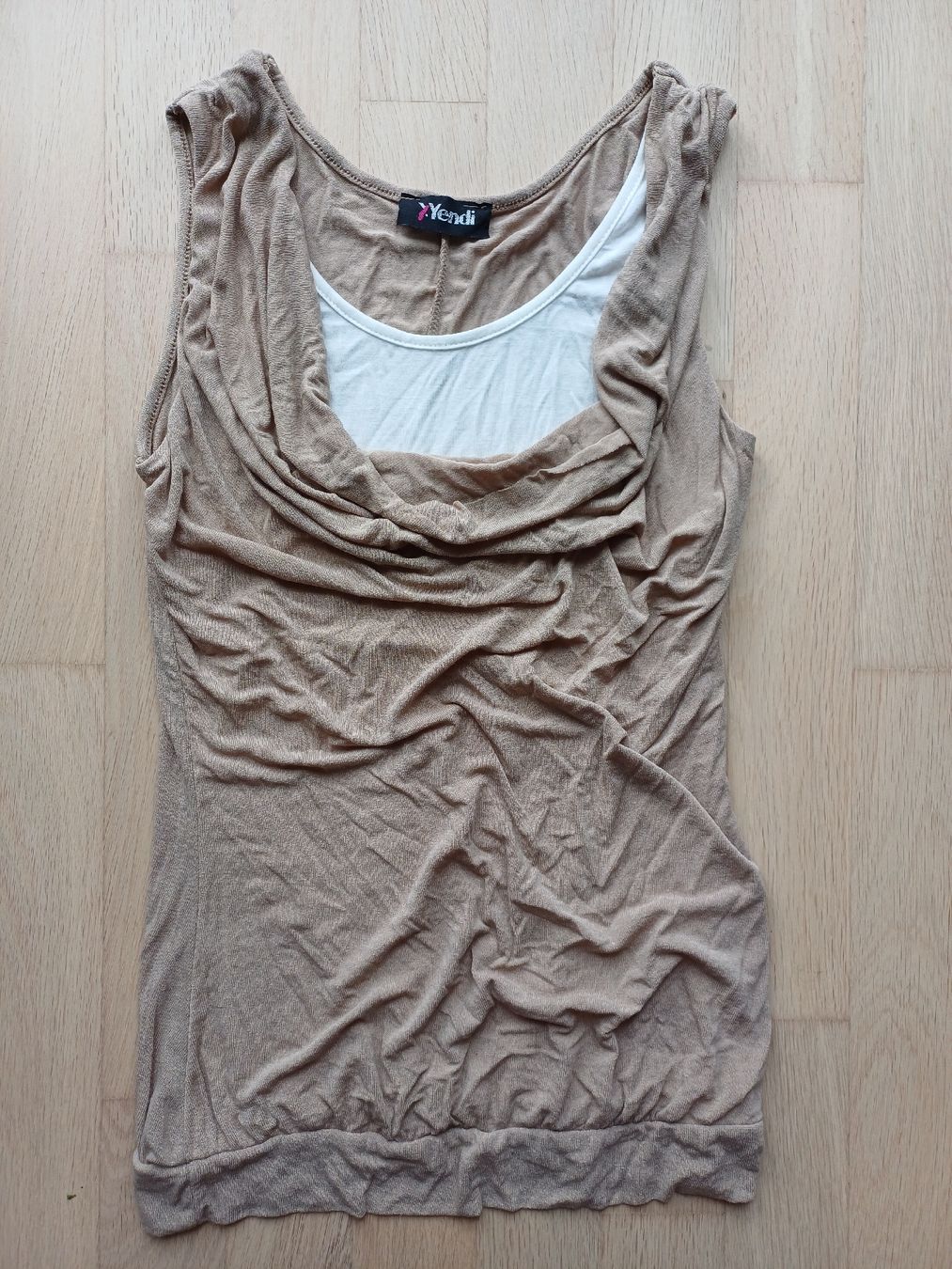 T-shirt: Shirt von Yendi – Nuovo (secondo la descrizione) da Riedern venduto da martigni_88