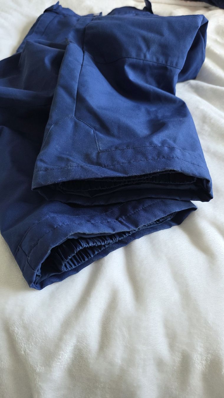 Completi: vêtements de ski – Usato da Fontainemelon venduto da ale_b865 5