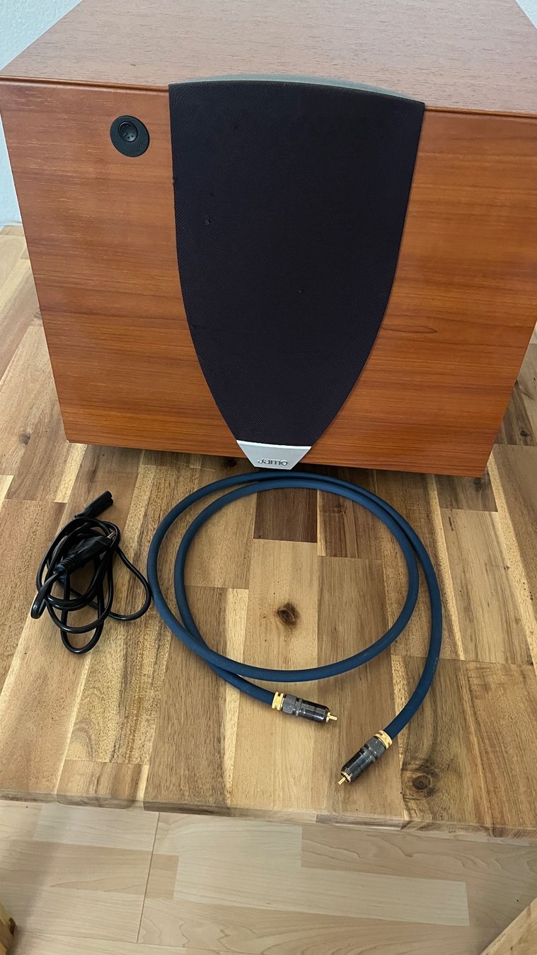 Jamo Home Cinema: Jamo Subwoofer E8 SUB – Usato da Pratteln venduto da Zen200 1