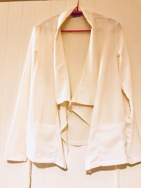 Jacken: Veste Blazer fin blanc t. M – Gebraucht aus Sion von DayJenn