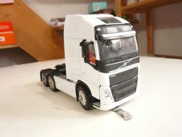 SPUR 1 FALLER CAR SYSTEM 1:32 VOLVO ZUGMASCHINE 3-ACHSER