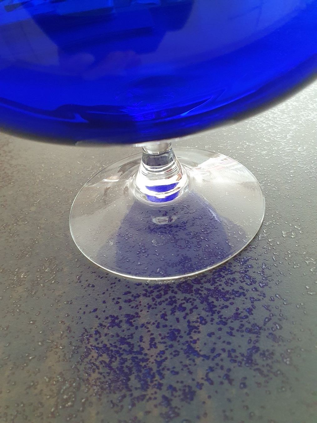 Bicchieri: blauer Kelch – Usato da Reinach venduto da 3Guggerli 4