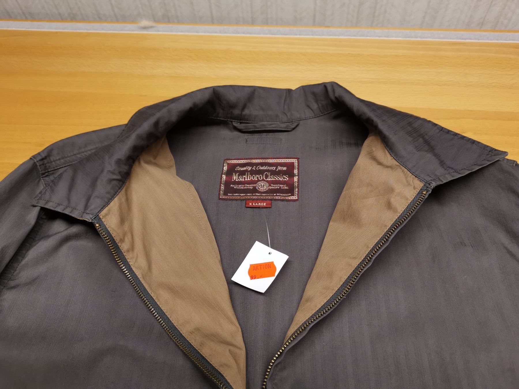 Marlboro Giacche: Jacke Marlboro Classics – Nuovo e nell'imballaggio originale da Seuzach venduto da NaehdesignMirjam 3
