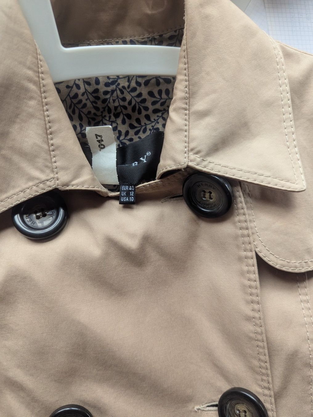 Cappotti: Klassischer Trenchcoat, beige, Gr. 40 – Usato da Zollikon venduto da Mikifare 3