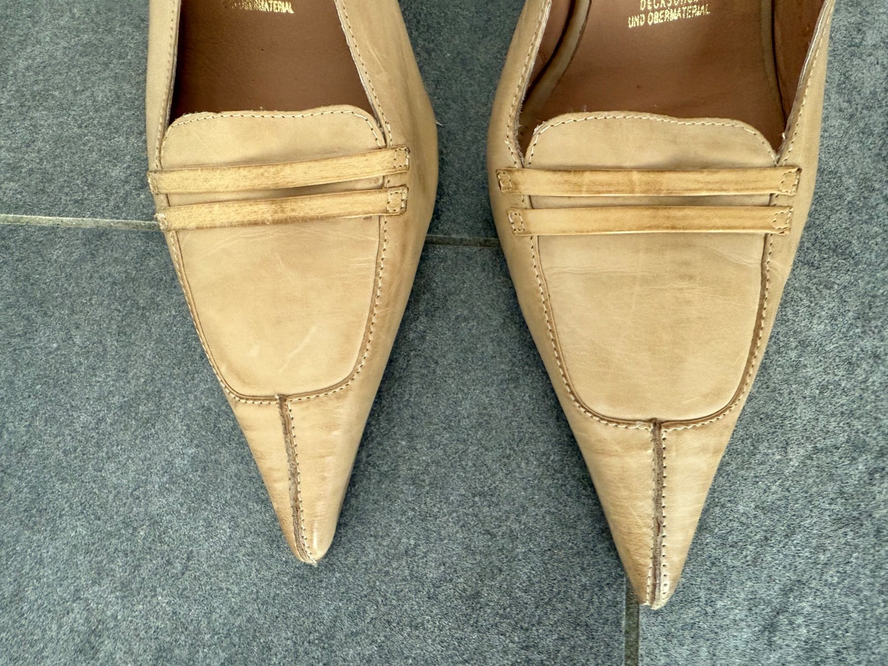 Scarpe da donna: Echtleder Stilettos beige Gr. 39 – Nuovo (secondo la descrizione) da Oetwil an der Limmat venduto da Prinzaessli123 3