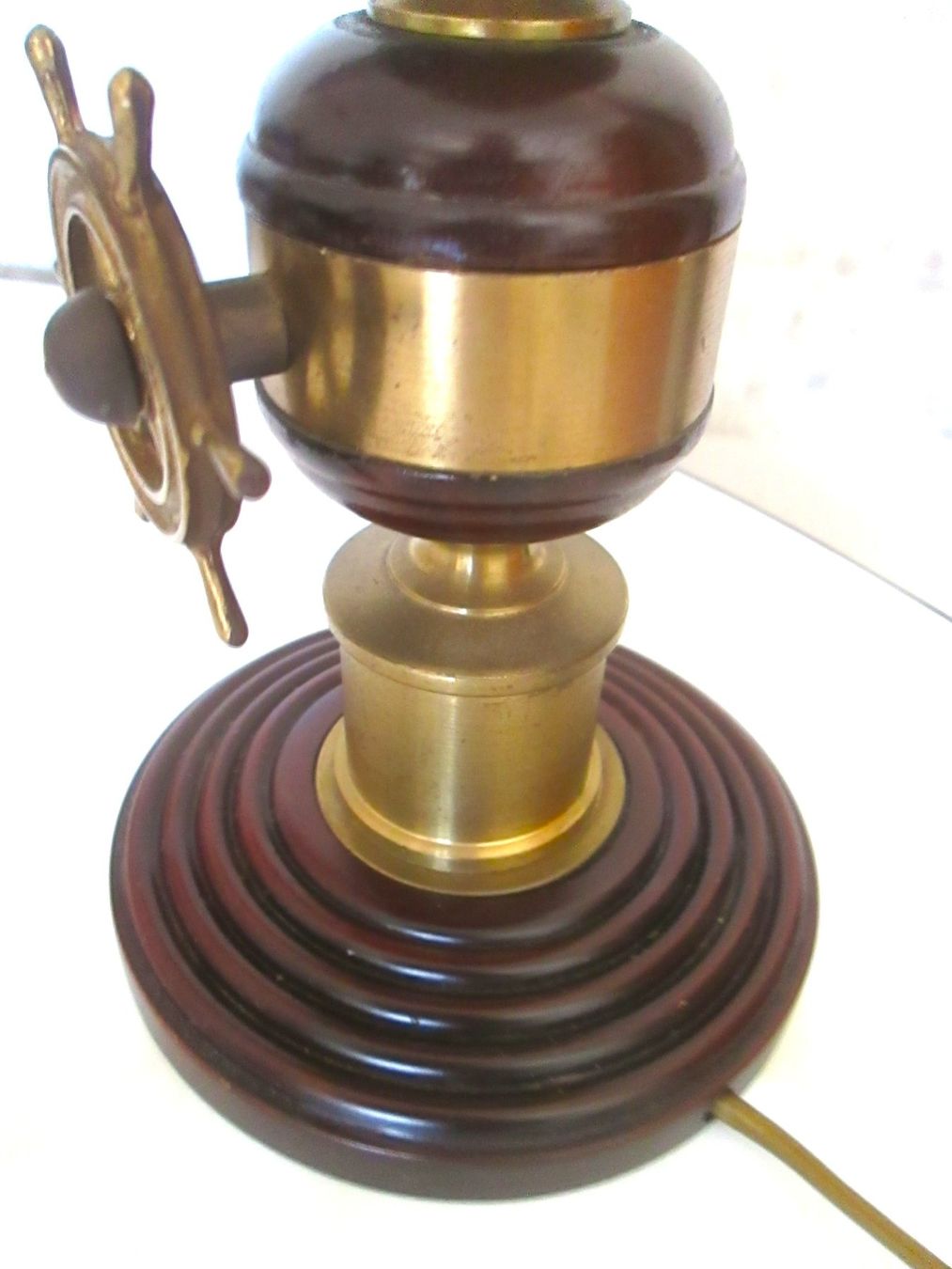 Lampes: Holzlampe – D'occasion à Sementina par babucia 1
