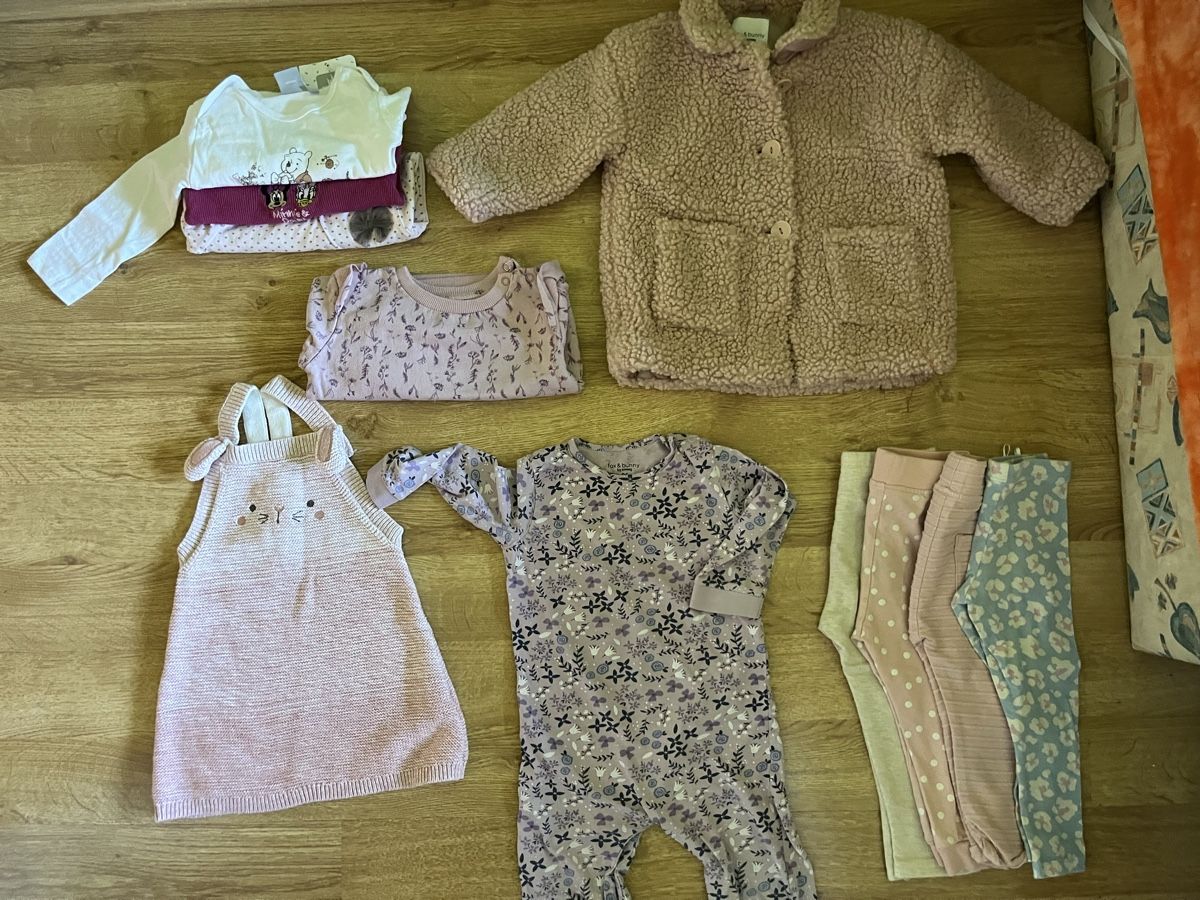 Lotti & Set di vestiti: Kleiderpaket Gr. 86 / 92 – Usato da Adelboden venduto da Jestil20