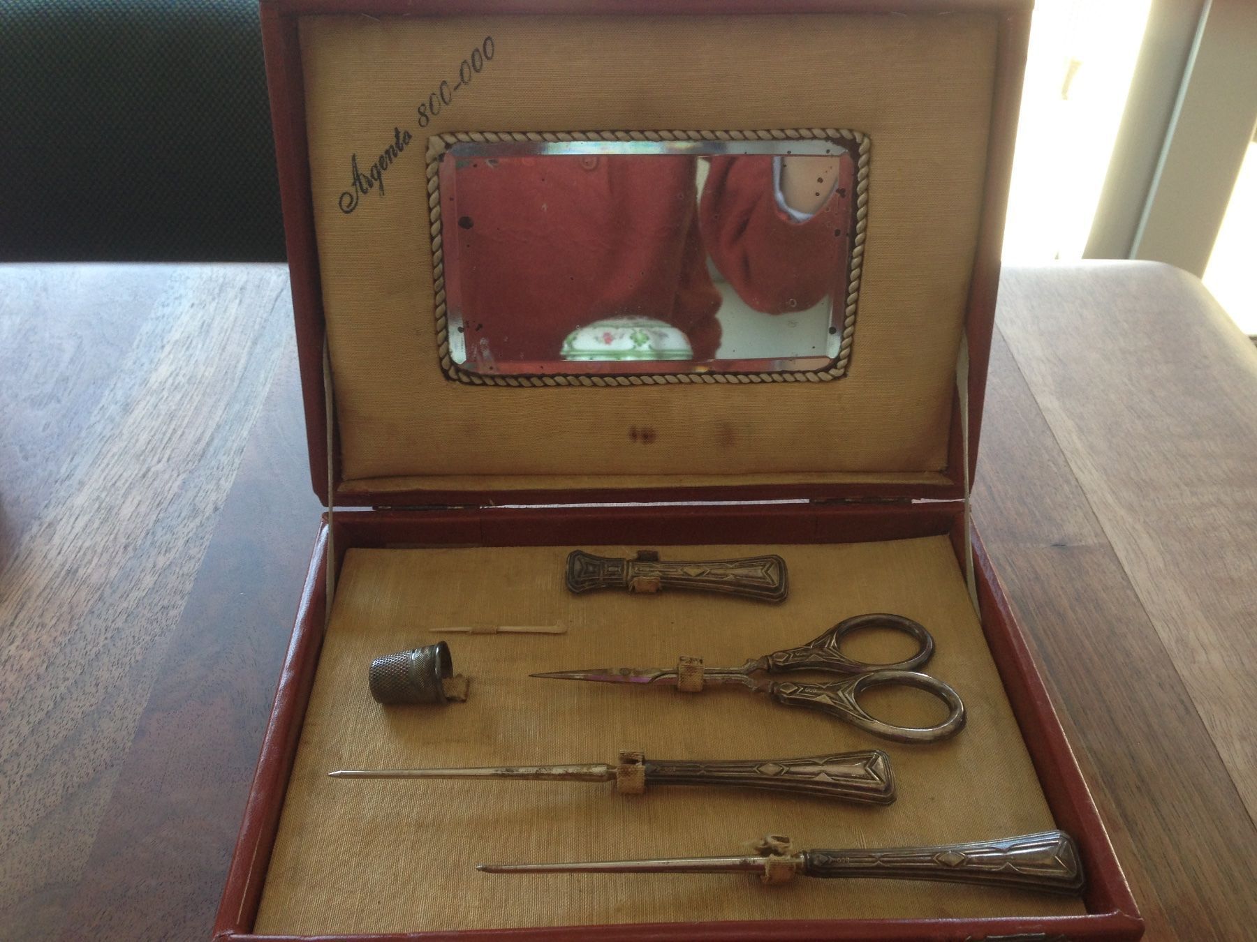 Macchine da cucire: Set à coudre antique rare – Usato da Morges venduto da Audemars07