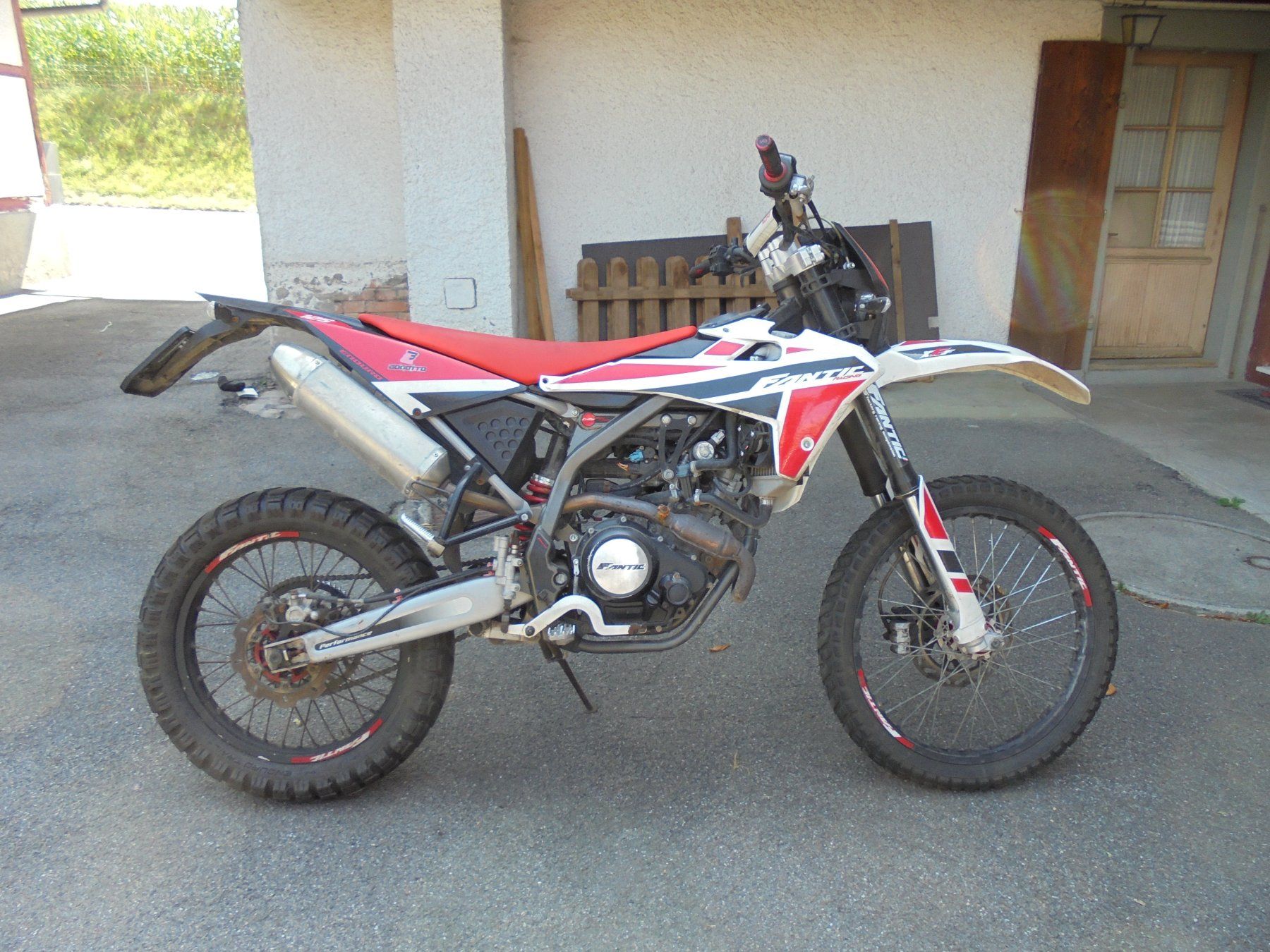 Enduro: Fantic XEF 125 Defekt – Défectueux à Unterlangenegg par Echae 3