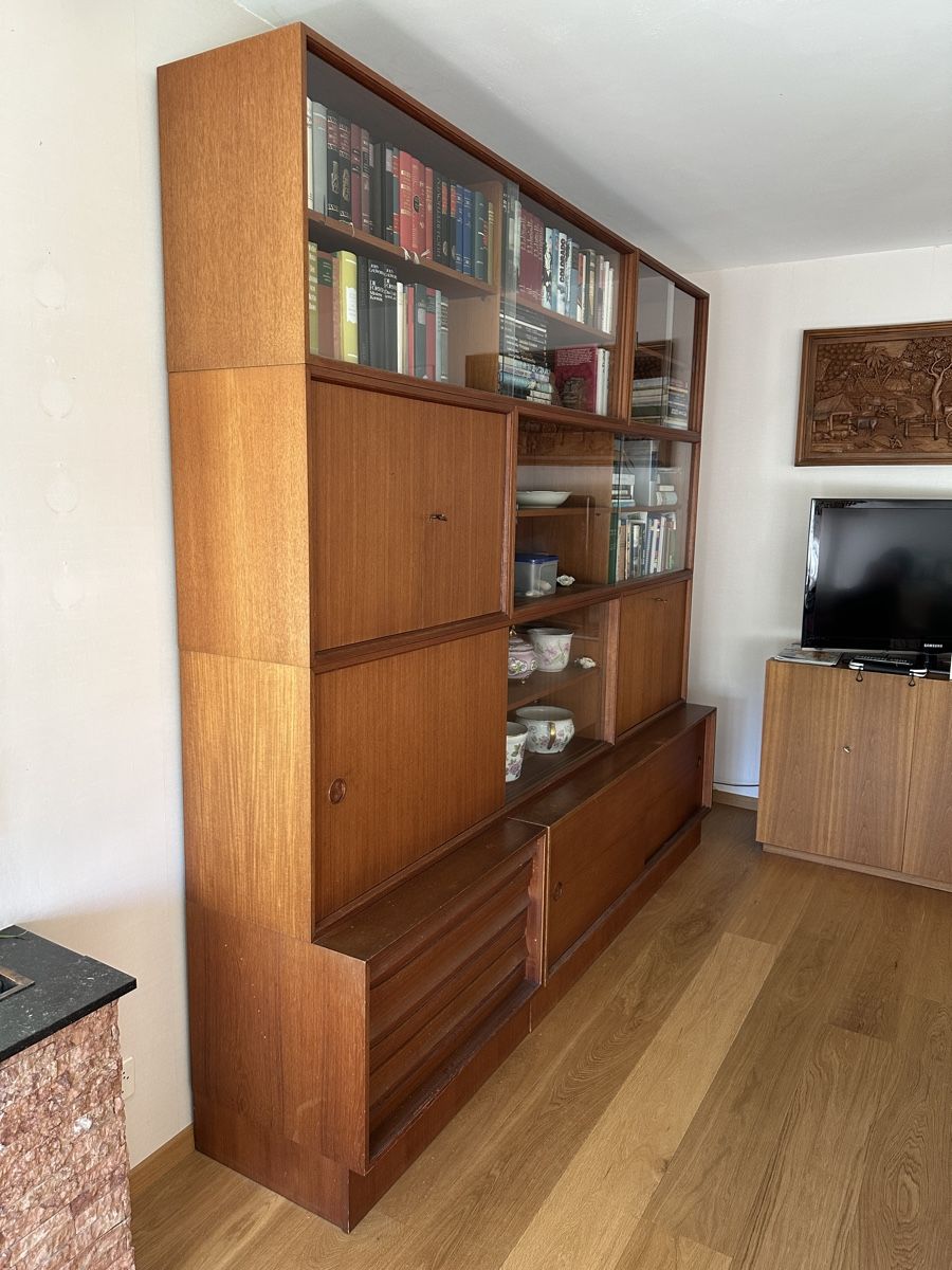Armadi: Große originale Teak-Wohnwand / Schrankwand – Usato da Münchenstein venduto da Keola 1