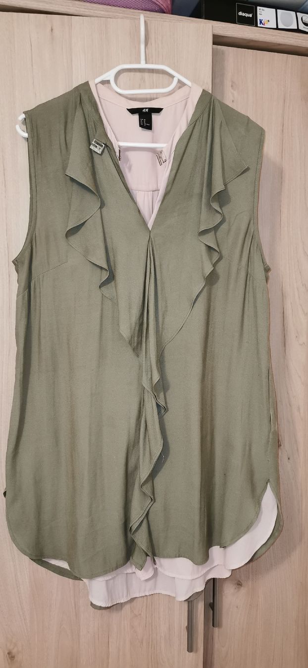 H&M Blusen: Bluse 2 Stk. Gr L-XL – Gebraucht aus Winterthur von Katyakaterina 1
