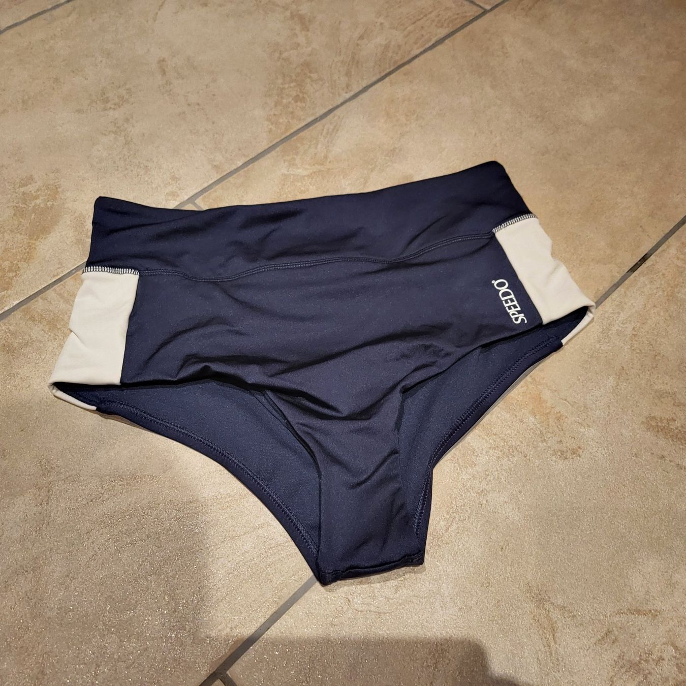 Costumi da bagno & Bikini: Speedo Bikini – Usato da Lostorf venduto da Benidomi1 3
