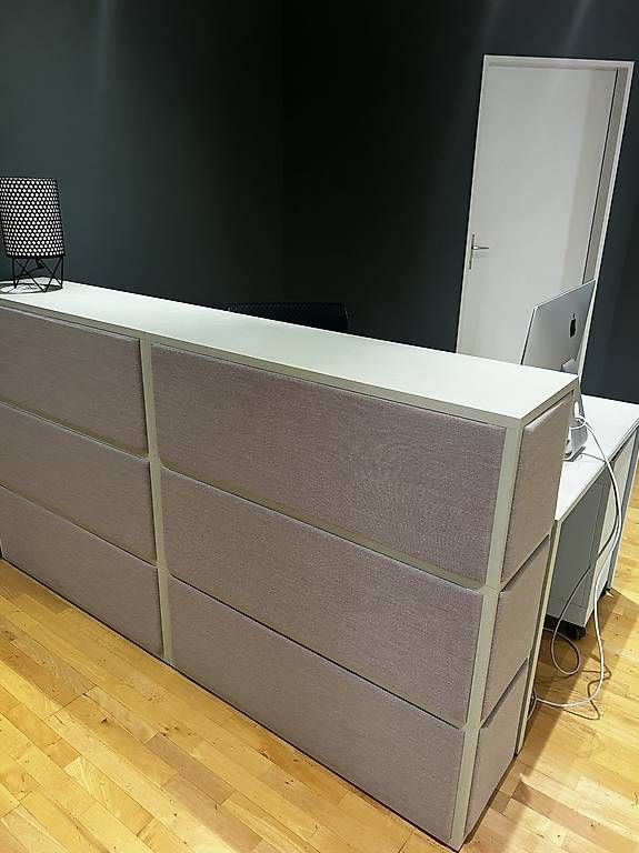 Tischset: Reception Hay mit Tisch, Set – Gebraucht aus Zürich von Pecorone 1