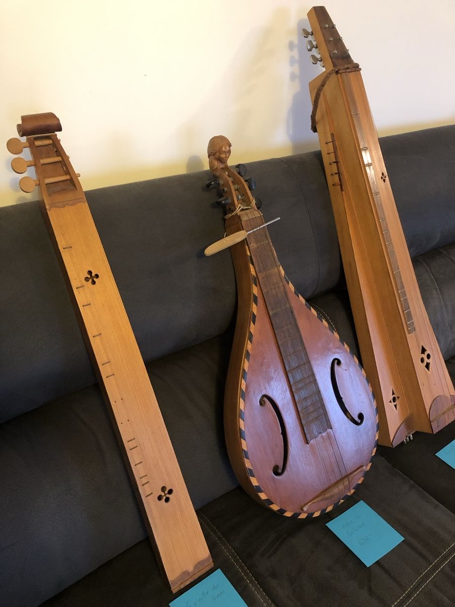 Strumenti musicali: Instruments anciens – Usato da Cormondrèche venduto da Mr.Douny 2
