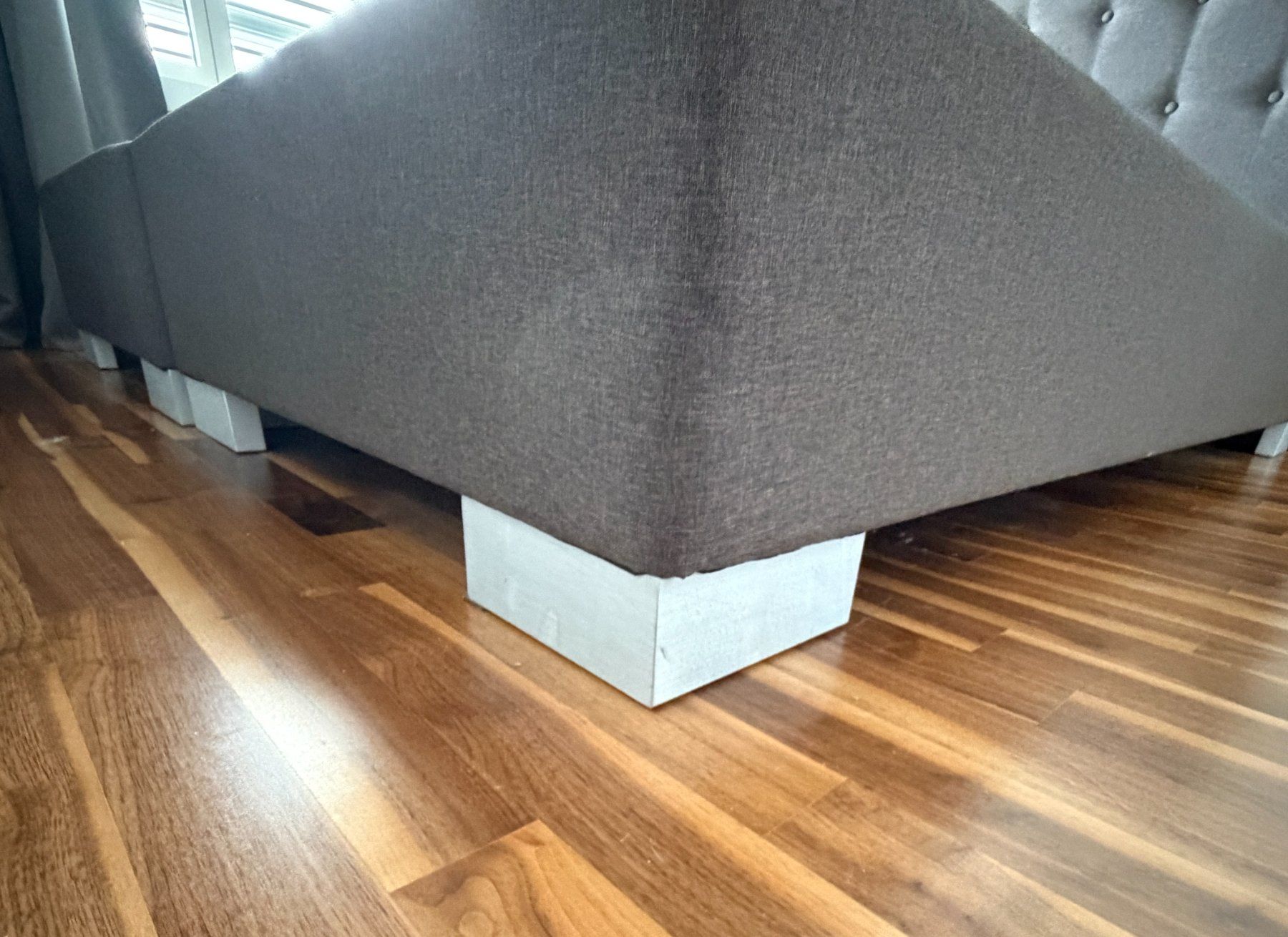 Betten: Boxspringbett 200x200cm Loimaa – Gebraucht aus Schlieren von NM_Nici 4