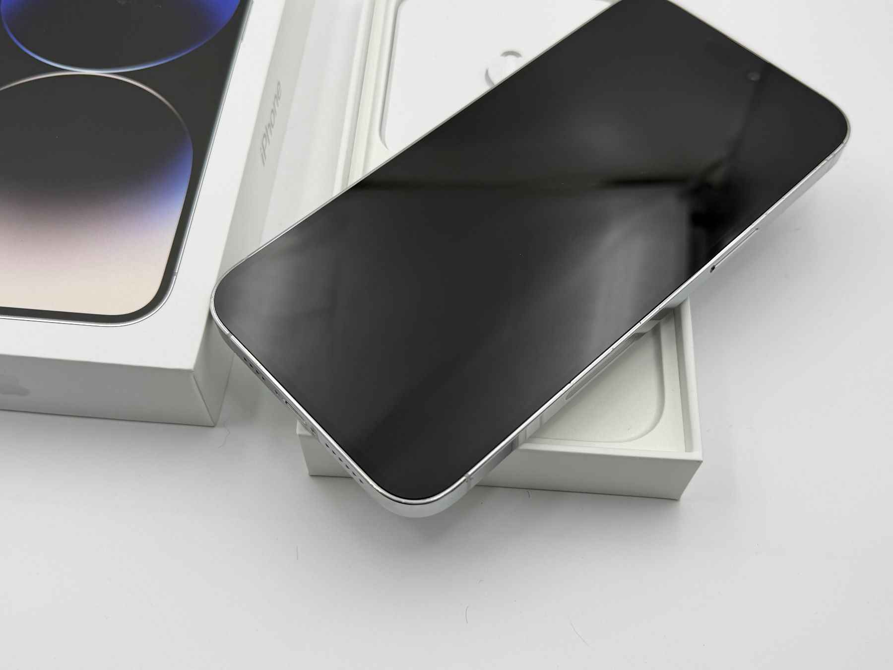 Apple Telefoni cellulari / Smartphones: Apple iPhone 14 Pro Max - 256 GB | Wie neu – Usato da Chur venduto da ReplaceHub 3