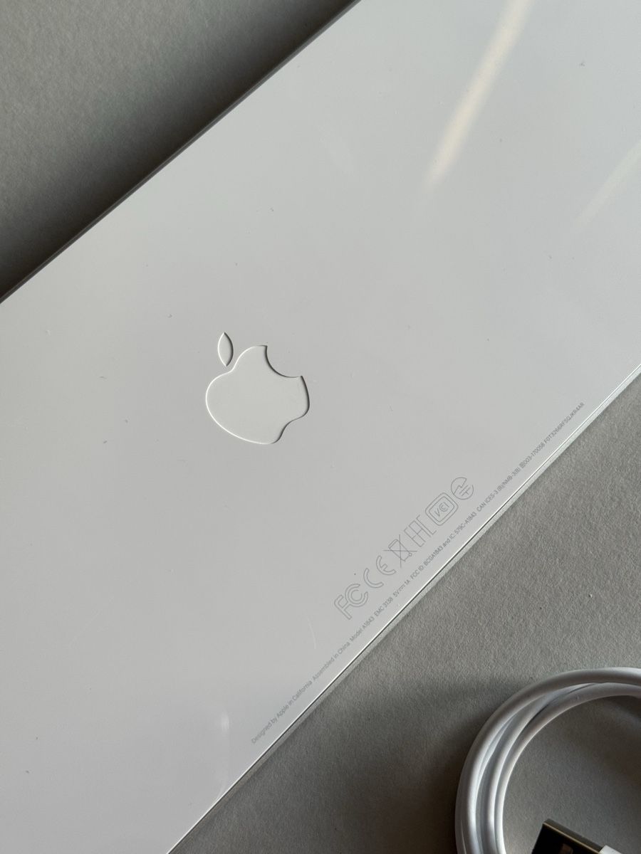 Apple Tastiere: Apple Magic Keyboard mit Ziffernblock – Schweizer Layout – Nuovo (secondo la descrizione) da Rümlang venduto da vla_9g7d 4