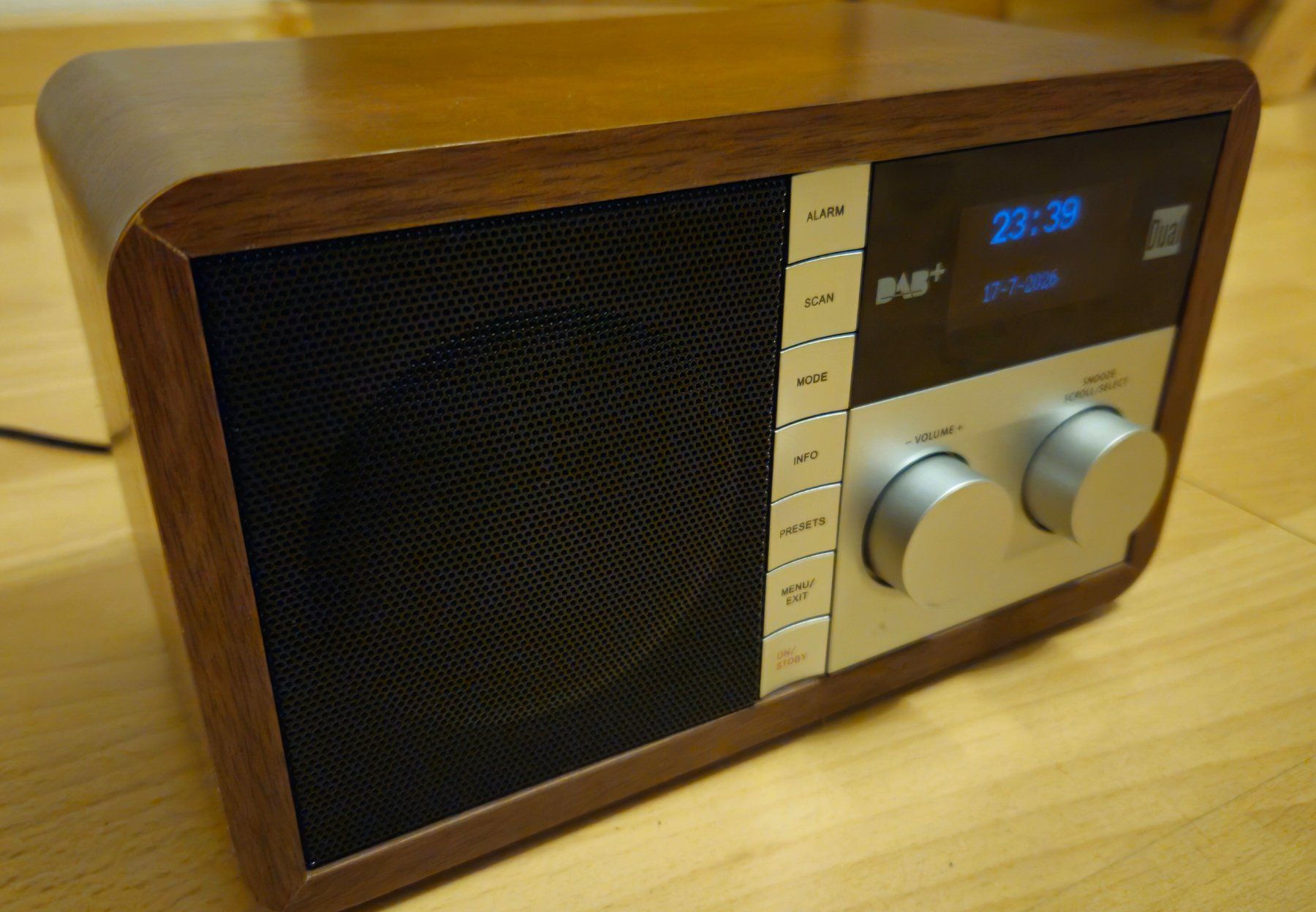 Dual Radios: Dual Dab 32 DAB+, FM – Gebraucht aus Taverne von farafina72 2