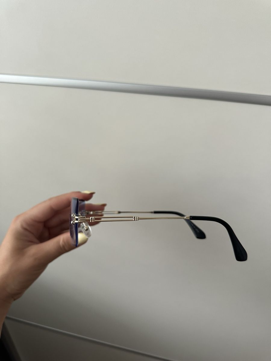 Brillen & Gläser: blaue Sonnebrille – Neu und originalverpackt aus Romanshorn von ila_2nzf 1