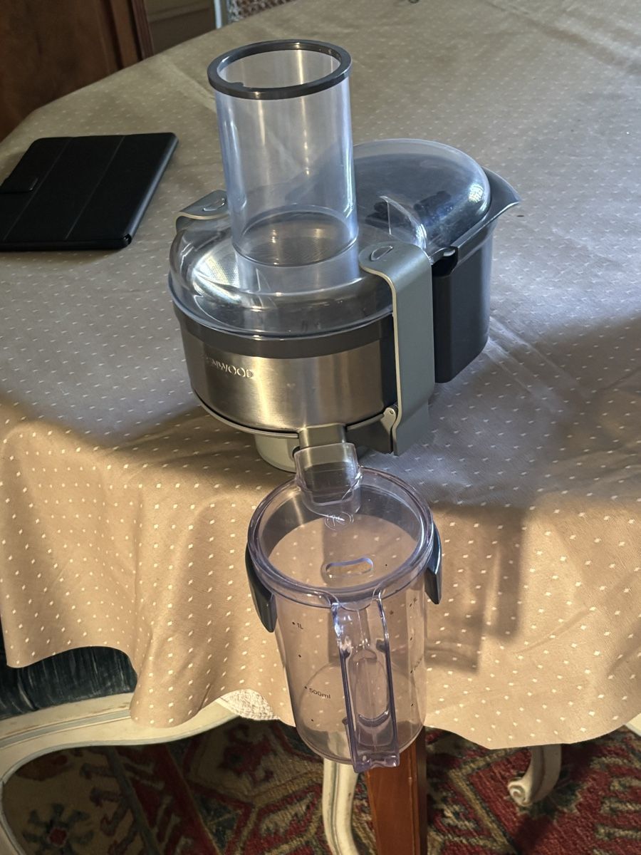 Kenwood Elettrodomestici da cucina: Centrifugeuse pour Kenwood chef – Usato da Chêne-Bougeries venduto da gre_d86j