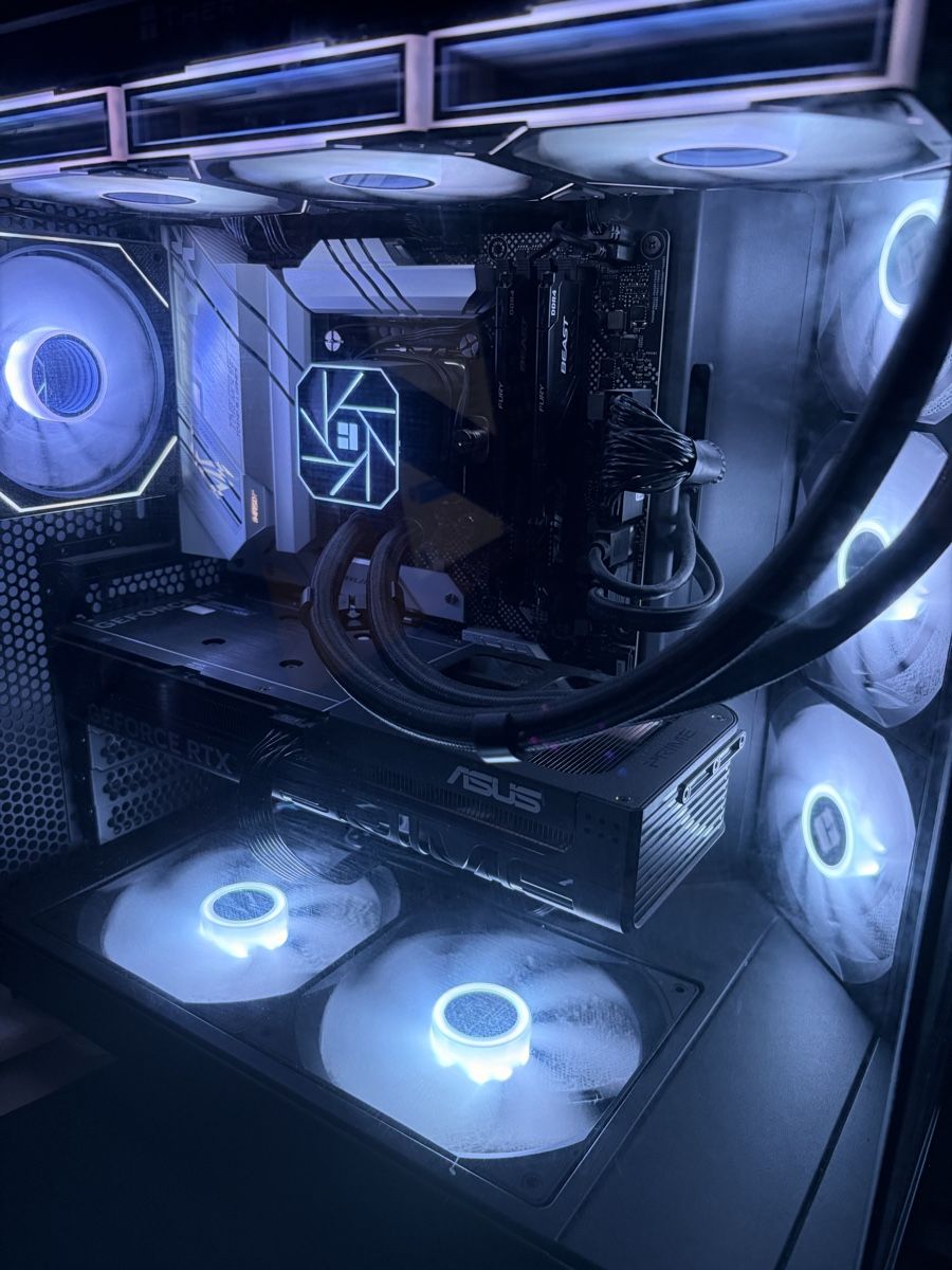 PC: Pc pour le jeu et bureautique hautement performant – Nuovo (secondo la descrizione) da La Chaux-de-Fonds venduto da ctritten 1