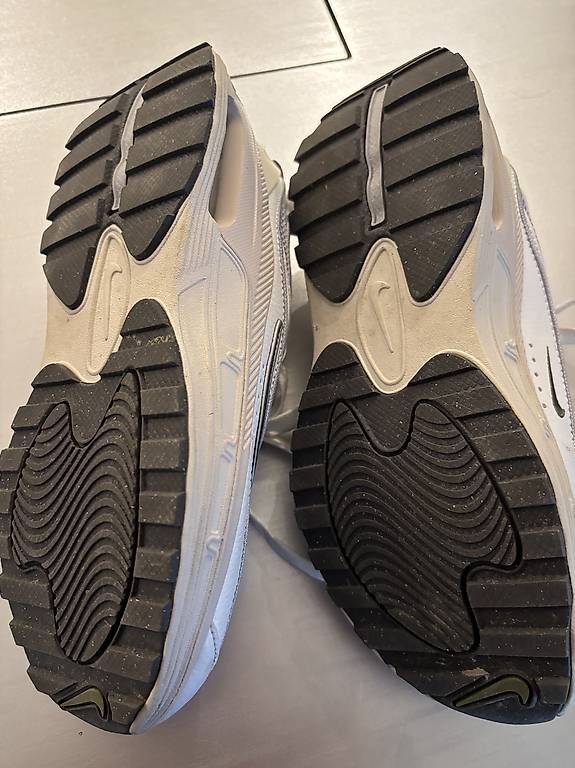Herrenschuhe: Nike Schuhe – Gebraucht aus Belp von Beat1969 1