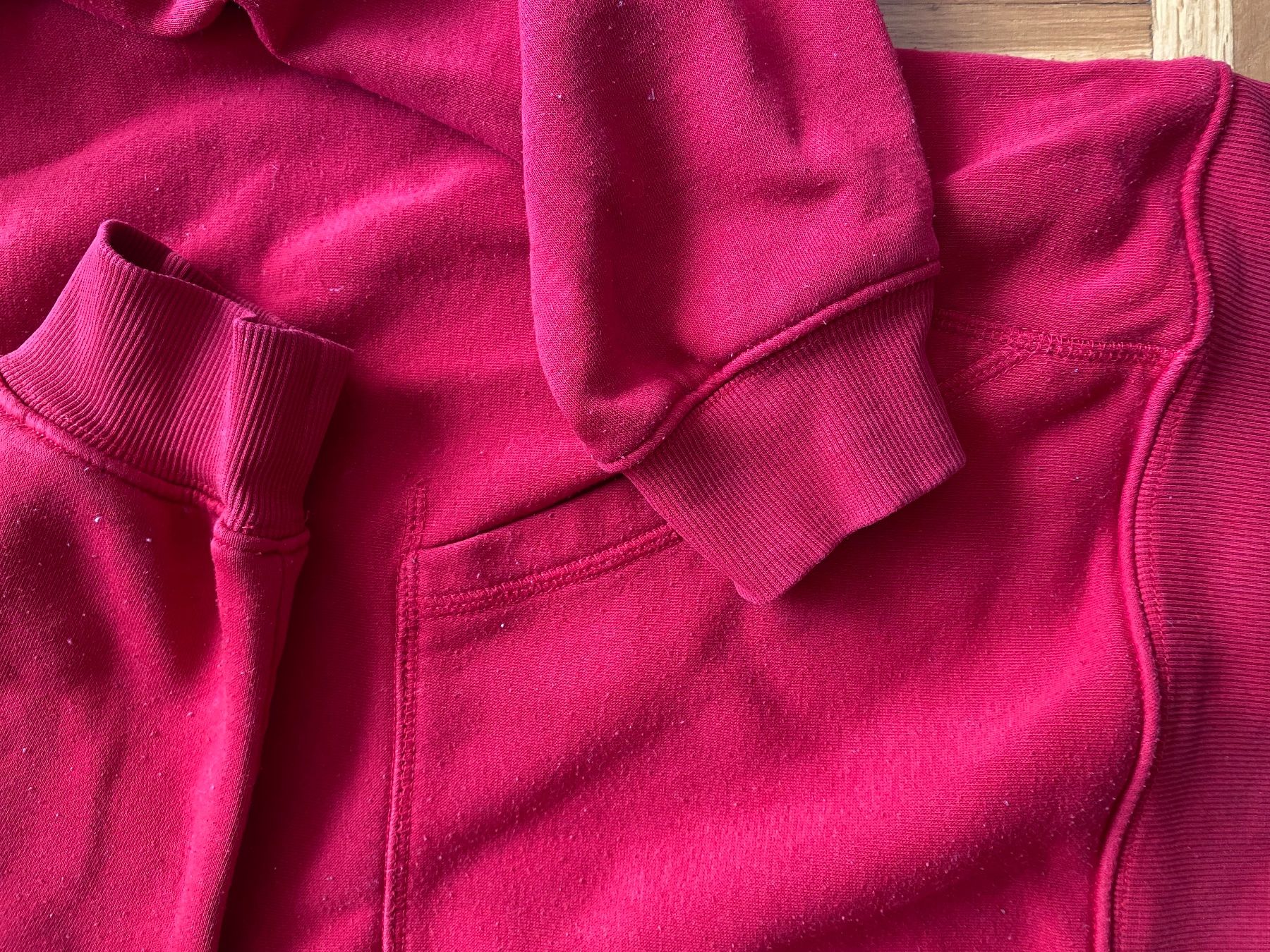 H&M Maglioni & Felpe: Pull H&M Rouge, Taille S – Usato da La Tour-de-Peilz venduto da leu_hnf6 2
